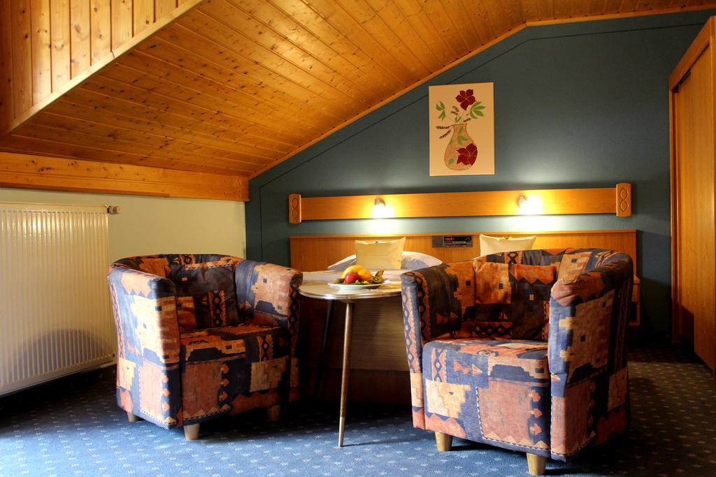 Genusshotel Hohenbogen Нойкірхен-байм-Гайліґен-Блут Екстер'єр фото