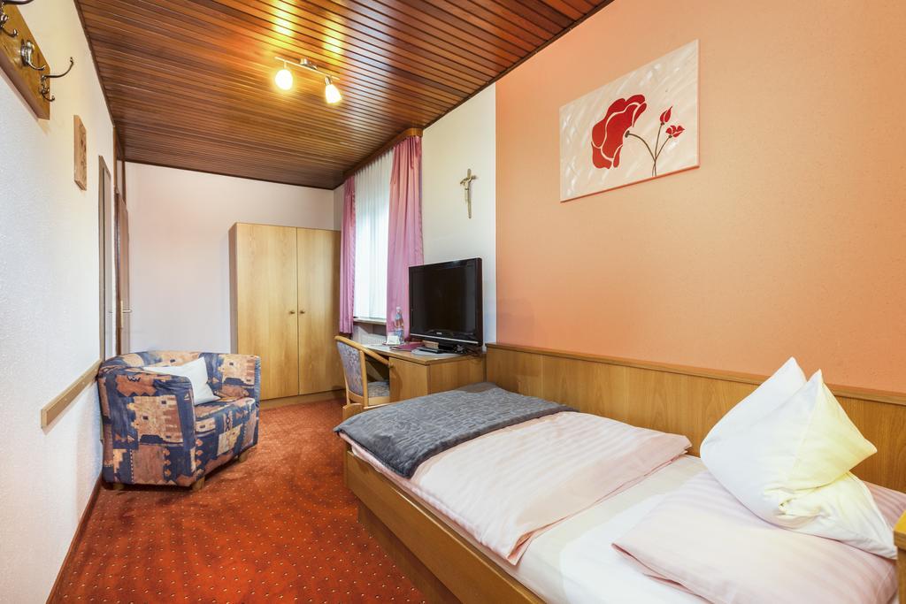Genusshotel Hohenbogen Нойкірхен-байм-Гайліґен-Блут Екстер'єр фото