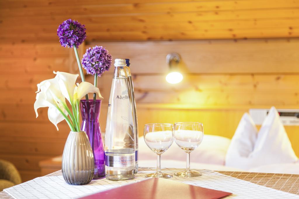 Genusshotel Hohenbogen Нойкірхен-байм-Гайліґен-Блут Екстер'єр фото