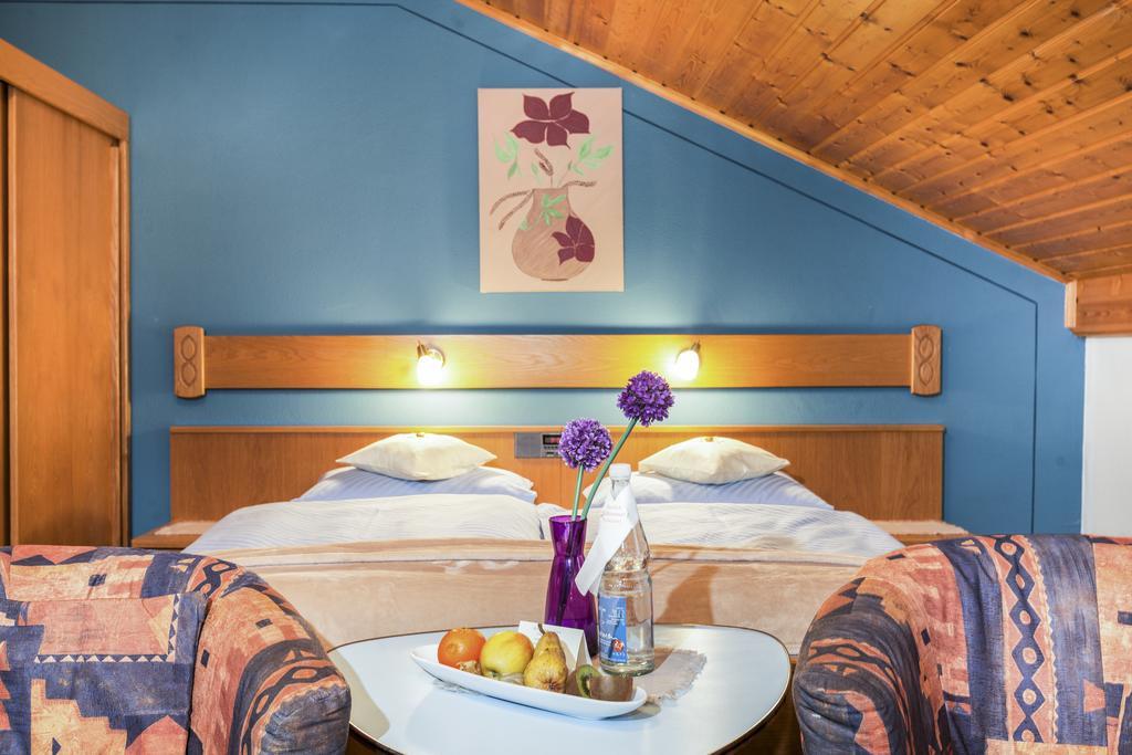 Genusshotel Hohenbogen Нойкірхен-байм-Гайліґен-Блут Екстер'єр фото